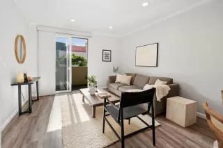 Photo #3: 240000239 Listing