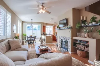 Photo #4: 240000252 Listing
