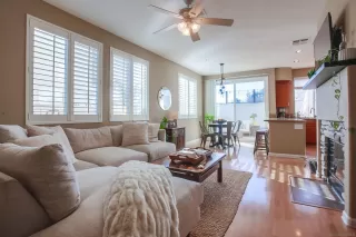 Photo #5: 240000252 Listing