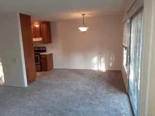 Photo #2: 240000273 Listing