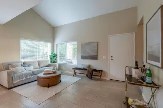 Photo #4: 240000280 Listing