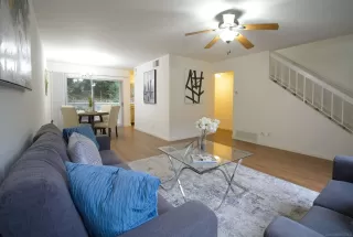 Photo #5: 240000309 Listing