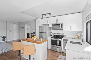 Photo #2: 240000311 Listing