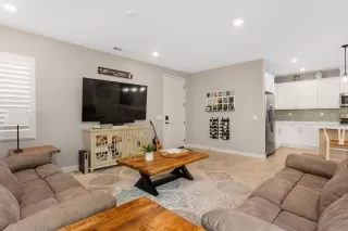 Photo #3: 240000319 Listing 