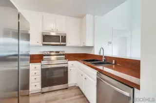 Photo #2: 240000363 Listing