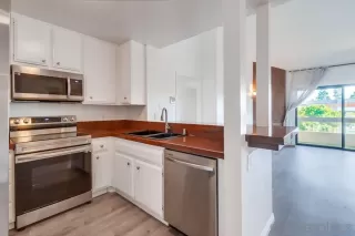 Photo #3: 240000363 Listing