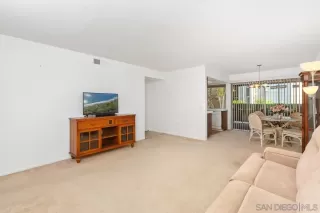 Photo #2: 240000371 Listing