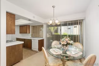 Photo #4: 240000371 Listing