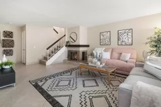 Photo #5: 240000377 Listing