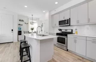 Photo #6: 240000427 Listing