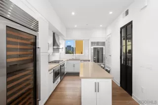 Photo #6: 240000430 Listing