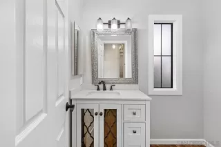 Photo #5: 240000450 Listing