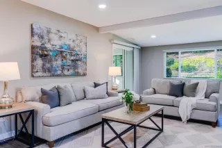 Photo #4: 240000453 Listing