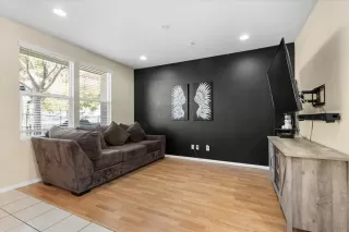 Photo #6: 240000455 Listing 