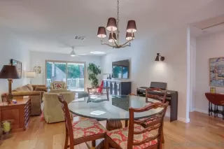 Photo #6: 240000468 Listing 