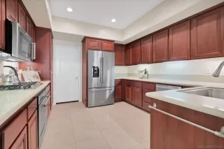 Photo #2: 240000472 Listing