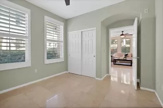 Photo #4: 240000472 Listing