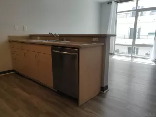 Photo #4: 240000599 Listing