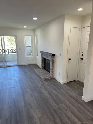 Photo #5: 240000726 Listing