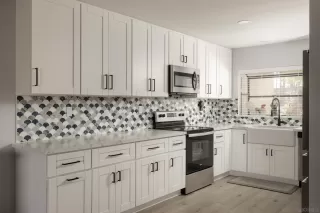 Photo #5: 240000783 Listing