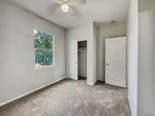 Photo #5: 240000822 Listing 