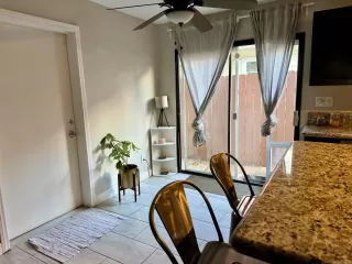 Photo #4: 240000827 Listing