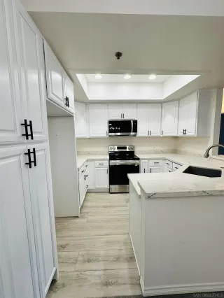 Photo #1: 240000836 Listing 