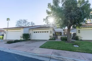 Photo #3: 240000839 Listing