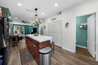 Photo #5: 240000842 Listing