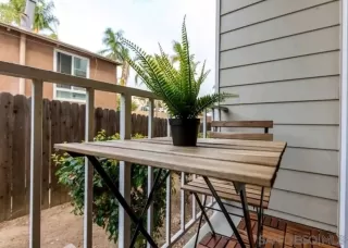 Photo #2: 240000861 Listing