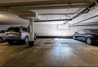 Photo #5: 240000861 Listing