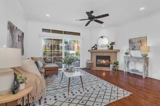 Photo #6: 240000887 Listing