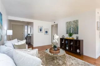 Photo #4: 240000918 Listing 