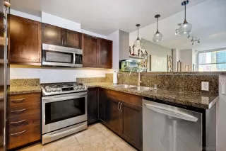 Photo #5: 240000936 Listing