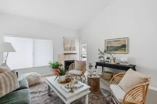 Photo #5: 240000949 Listing 