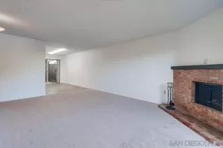 Photo #2: 240000989 Listing