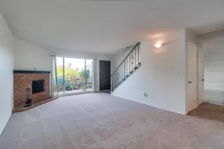 Photo #4: 240000989 Listing