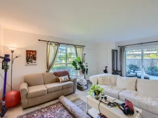 Photo #1: 240001074 Listing 