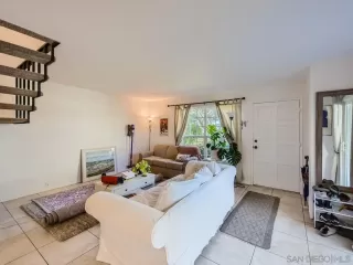 Photo #2: 240001074 Listing 