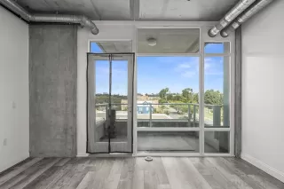 Photo #5: 240001093 Listing