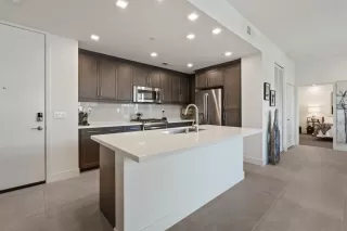 Photo #2: 240001141 Listing 