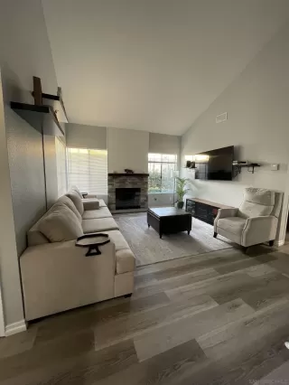 Photo #3: 240001165 Listing