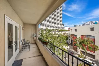 Photo #4: 240001178 Listing