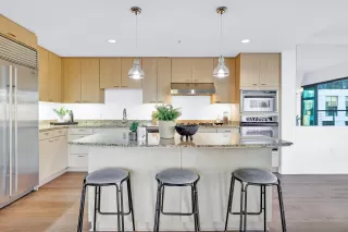 Photo #6: 240001196 Listing