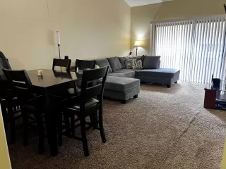 Photo #2: 240001236 Listing