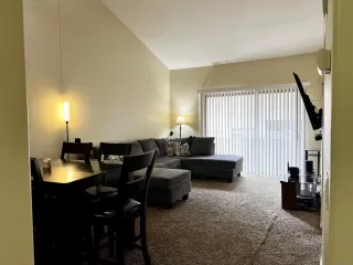 Photo #3: 240001236 Listing