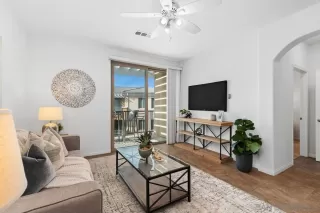 Photo #4: 240001246 Listing 