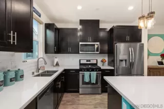 Photo #3: 240001264 Listing