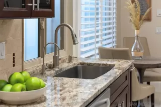 Photo #5: 240001276 Listing 