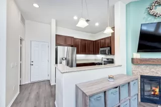 Photo #5: 240001281 Listing